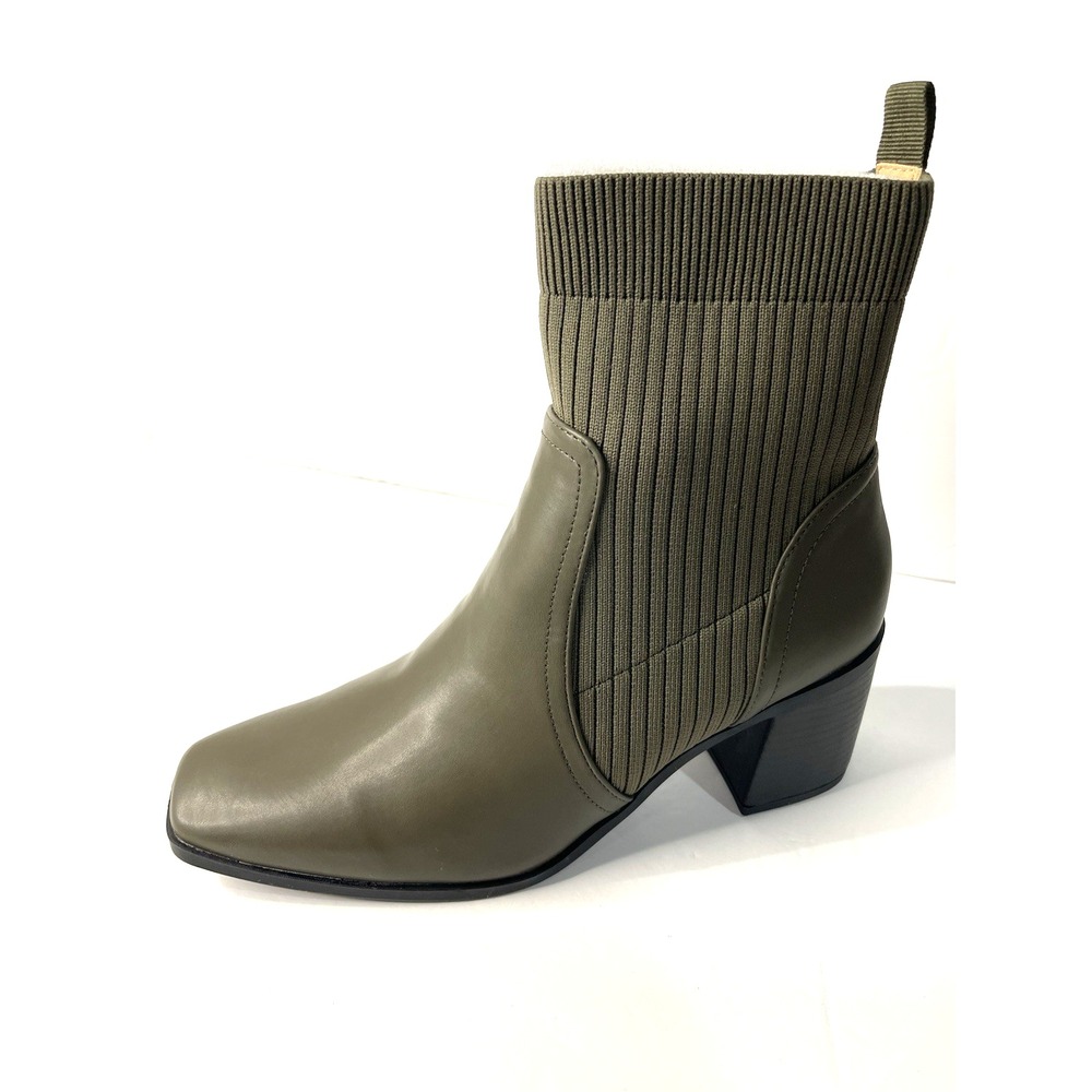 Journee Collections Women Olive Green‎ Bootie Size 8.5